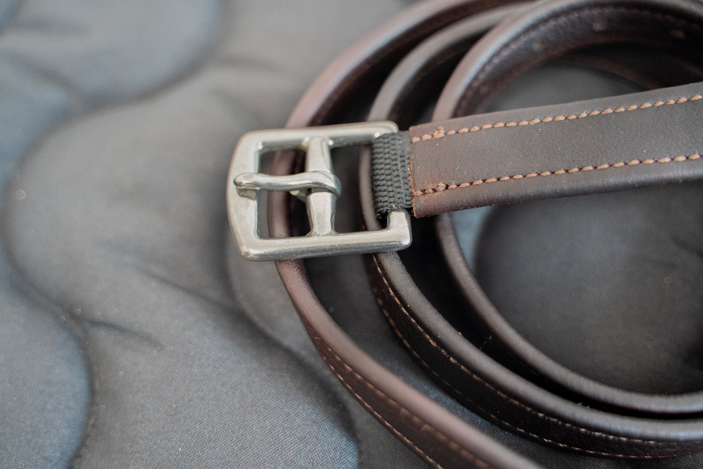 STIRRUP LEATHERS 1